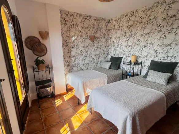 2-bedroom Apartment In Torrevieja, Spain (156 M²)