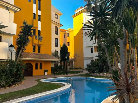 2-bedroom Apartment In Torrevieja, Spain (156 M²)