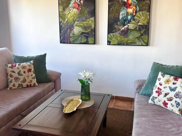 2-bedroom Apartment In Torrevieja, Spain (156 M²)
