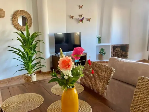 2-bedroom Apartment In Torrevieja, Spain (156 M²)