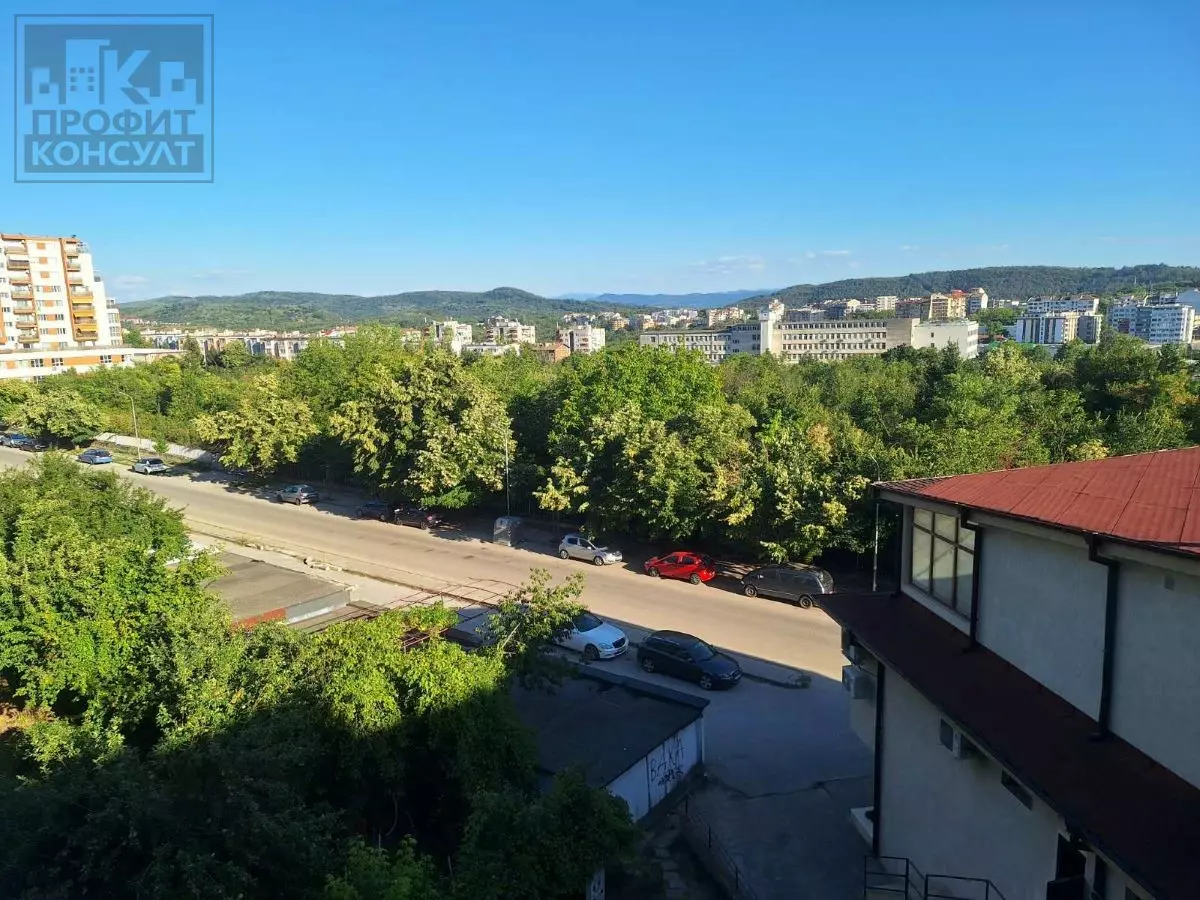 Apartment Of 75 M² With Balcony In Kolyo Ficheto District, Veliko Tarnovo