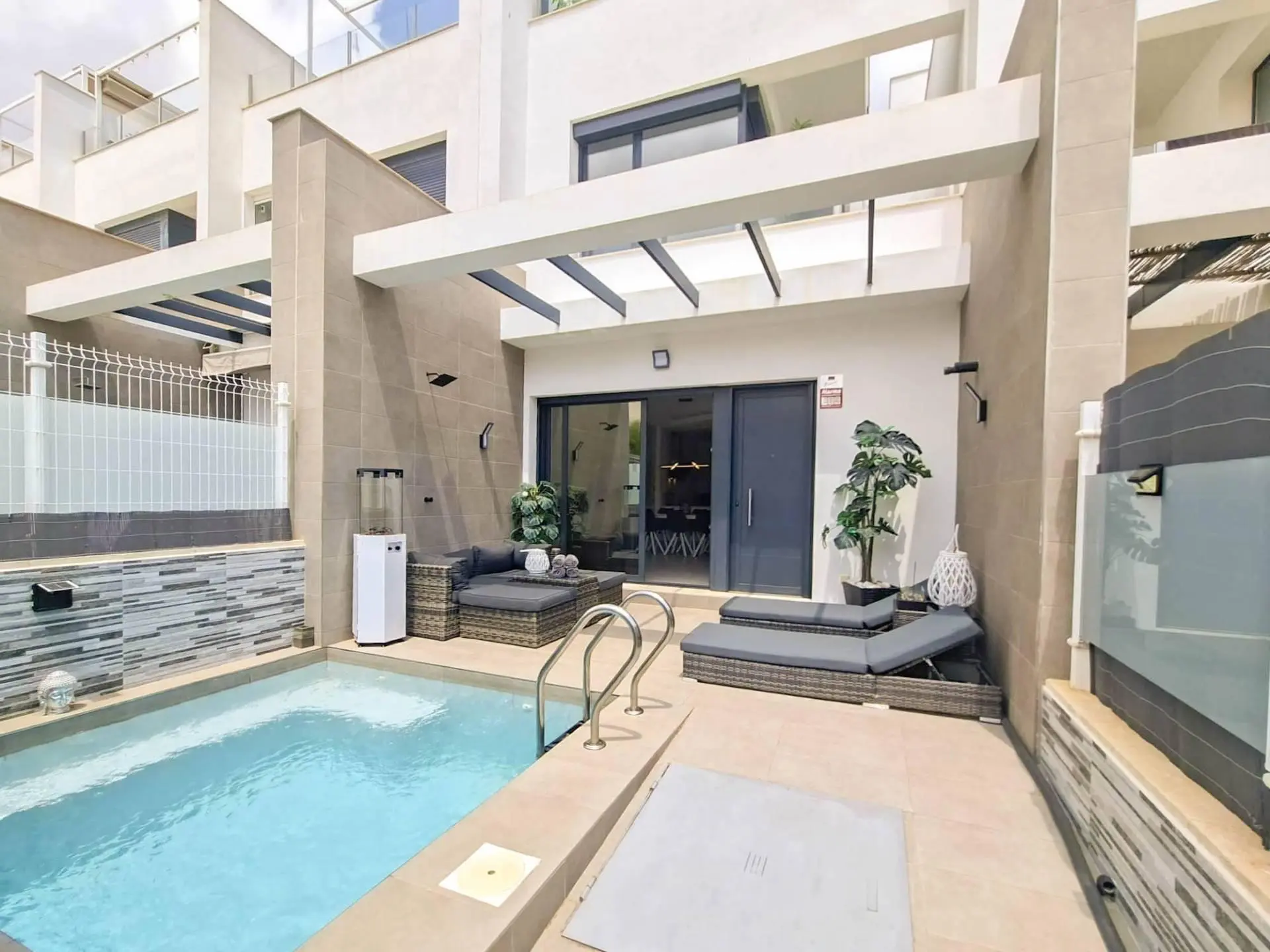 Villa 95 M² In Orihuela Costa, Spain – Mediter Real Estate