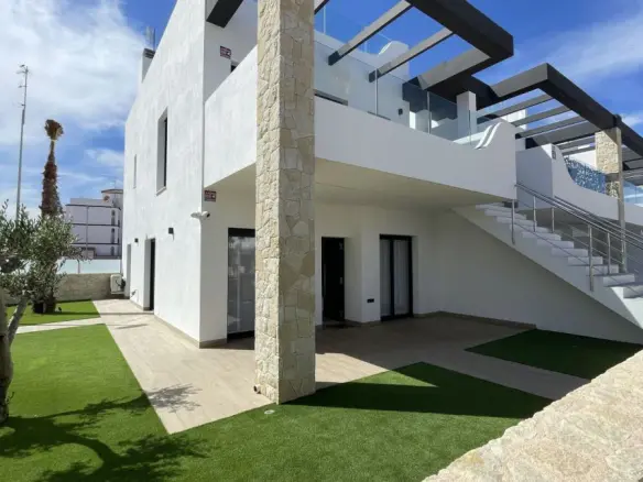 Apartment Of 87 M² In Orihuela Costa, Spain