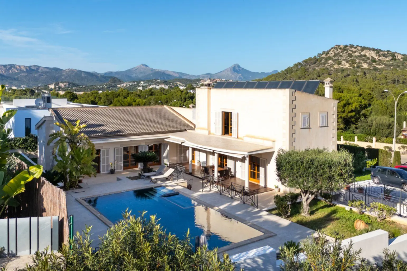 Villa 461 M² In Calvià, Spain – Mediter Real Estate