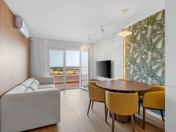 Apartment Of 70 M² In Torrevieja, Spain