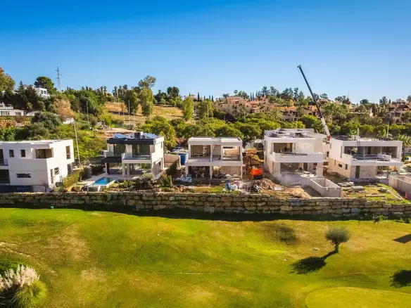 Villa Of 254 M² In Estepona, Spain