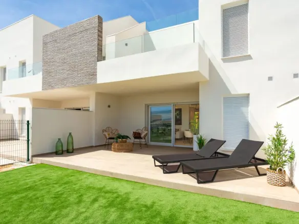 Apartment Of 75 M² In Algorfa, Spain
