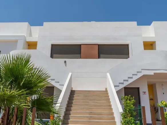 Apartment Of 82 M² With Mediter Real Estate In Orihuela, Spain
