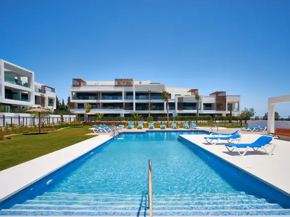 Apartment Of 90 M² In Estepona, Spain