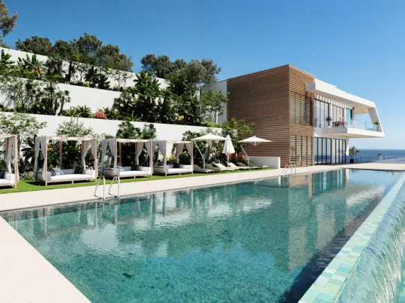 House Of 346 M² In Elviria, Spain