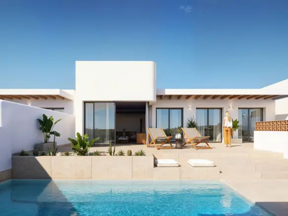 Villa Of 97 M² With Features In Dolores, Spain
