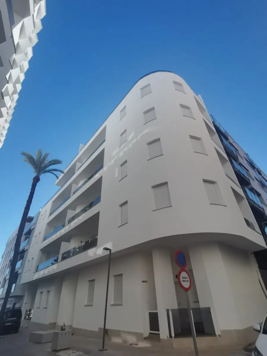 Apartment Of 93 M² In Torrevieja, Spain
