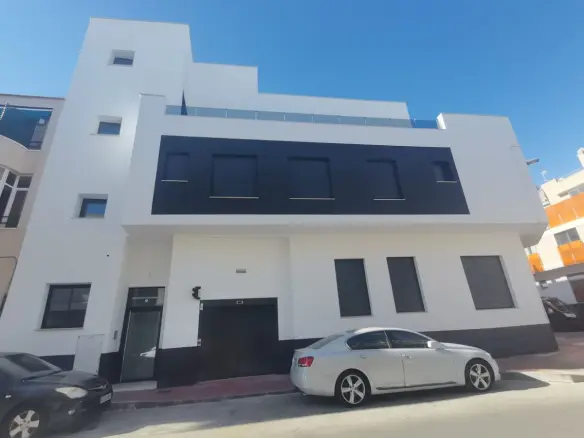 Apartment Of 67 M² In Torrevieja, Spain
