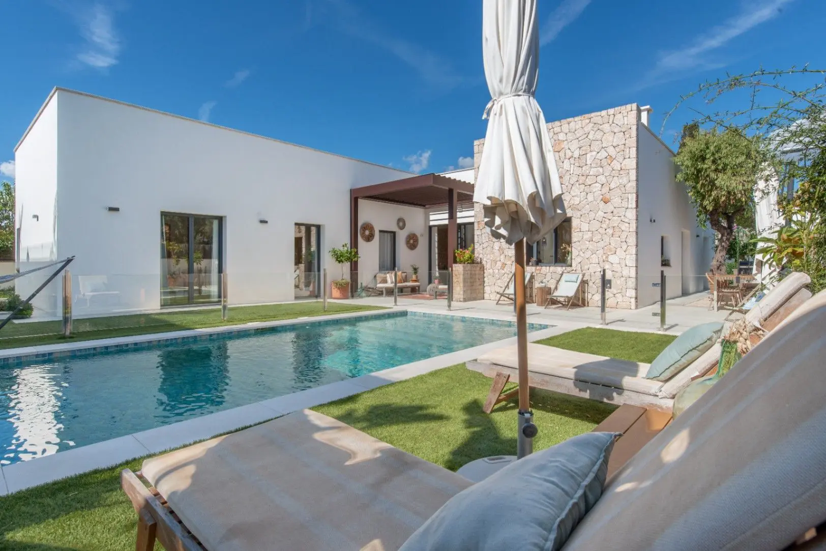 Villa 241 M² In Marratxí, Spain – Mediter Real Estate