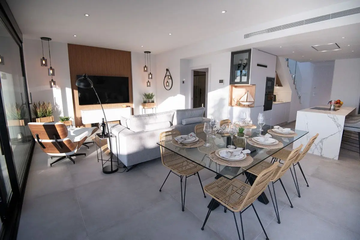 Villa Of 100 M² In Santiago De La Ribera, Spain