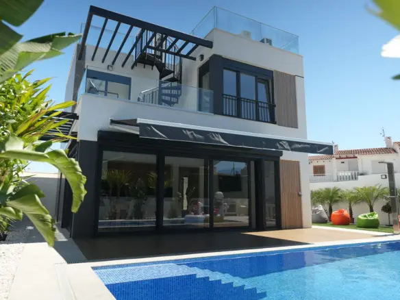 Villa Of 105 M² In La Nucía, Spain