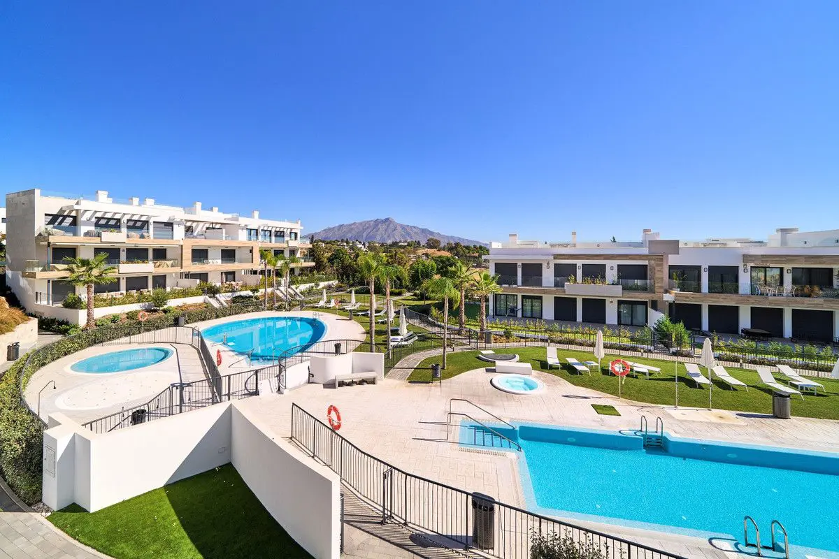 Apartment Of 121 M² In Estepona, Spain