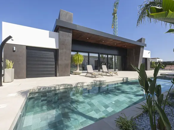 Villa Of 290 M² In Rojales, Spain