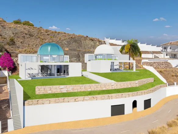 Villa Of 216 M² With Features In Alhaurín El Grande, Spain