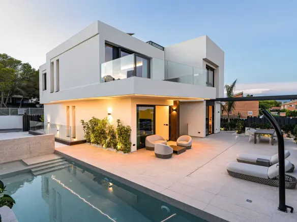 Villa Of 342 M² In Benidorm, Spain