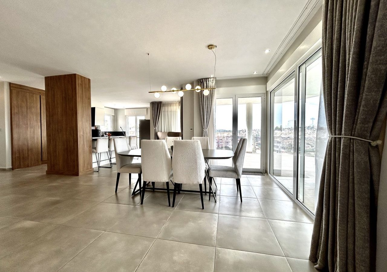 Villa Of 280 M² In Rojales, Spain