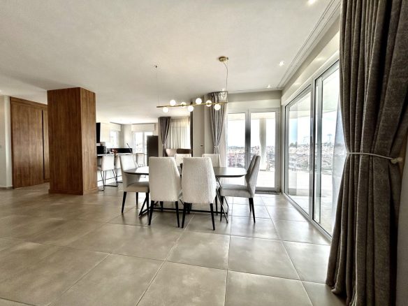 Villa Of 280 M² In Rojales, Spain