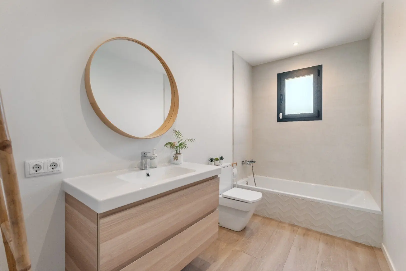 Villa 297 M² In Marratxí, Spain – Mediter Real Estate