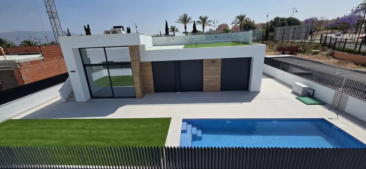 Villa Of 102 M² In Alhama De Murcia, Spain