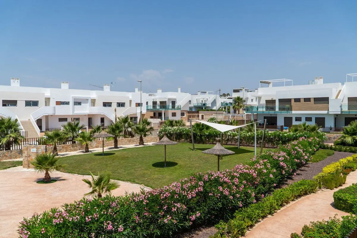 Apartment Of 82 M² With Mediter Real Estate In Orihuela, Spain