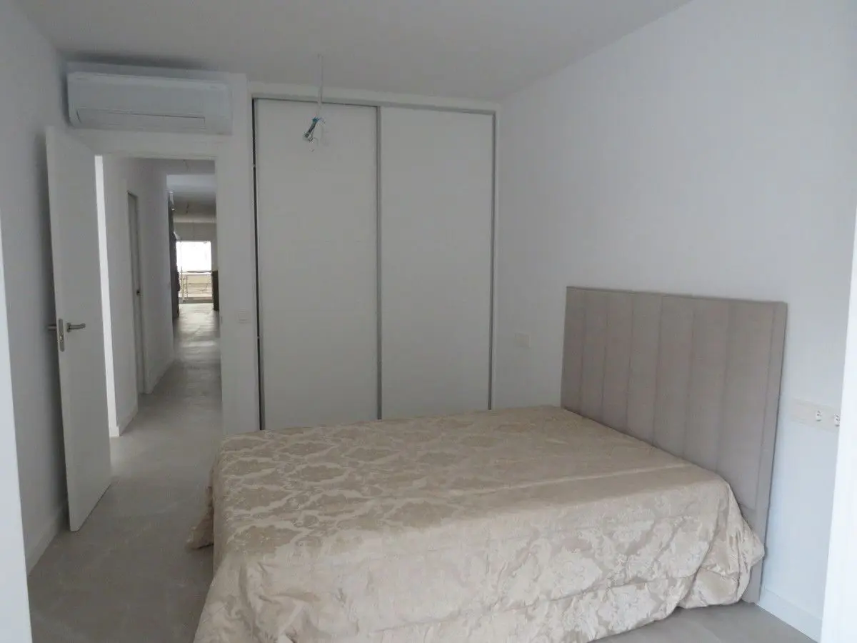 Apartment Of 126 M² With Sea View In Fuengirola