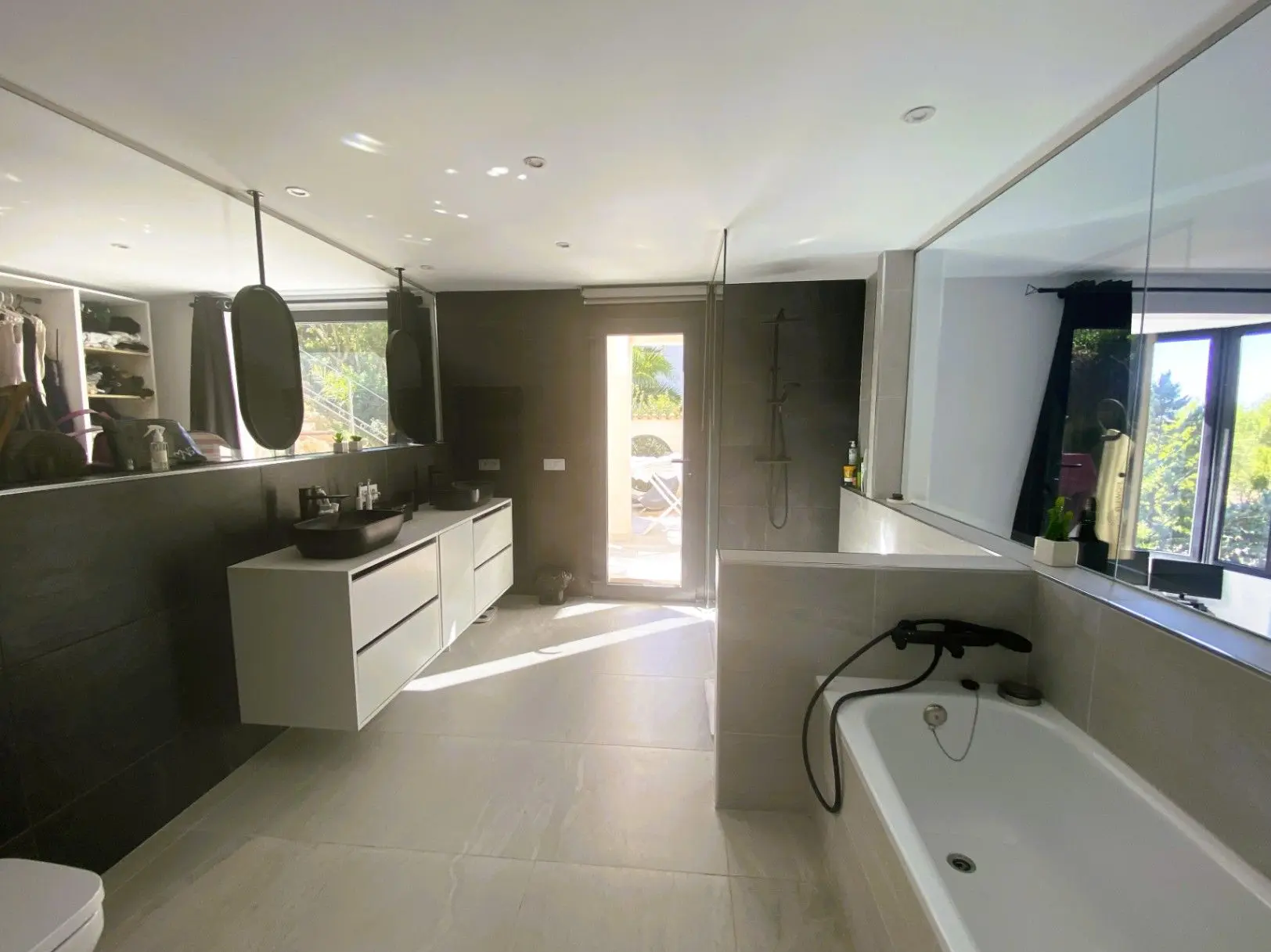 Villa Of 400 M² In Calvià, Spain