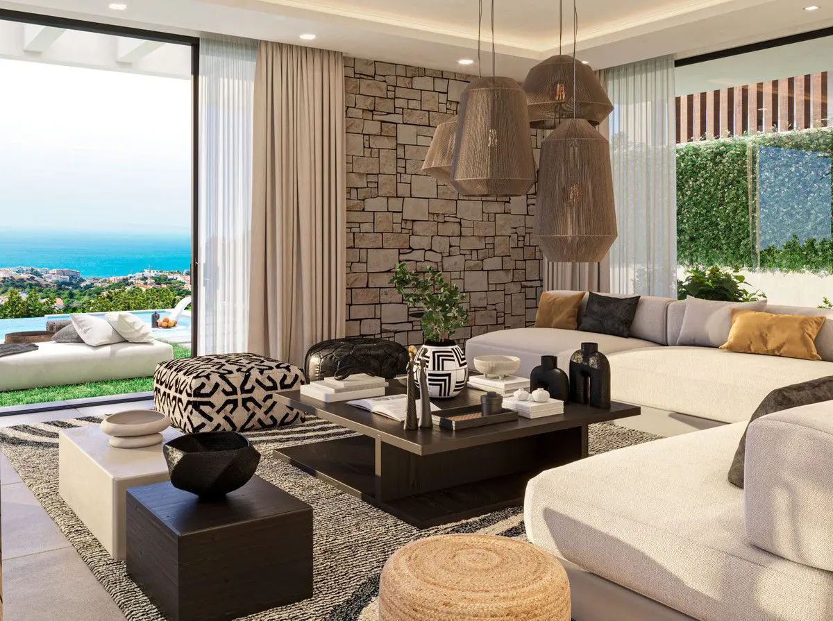 Villa Of 528 M² With Sea Views In Benalmádena