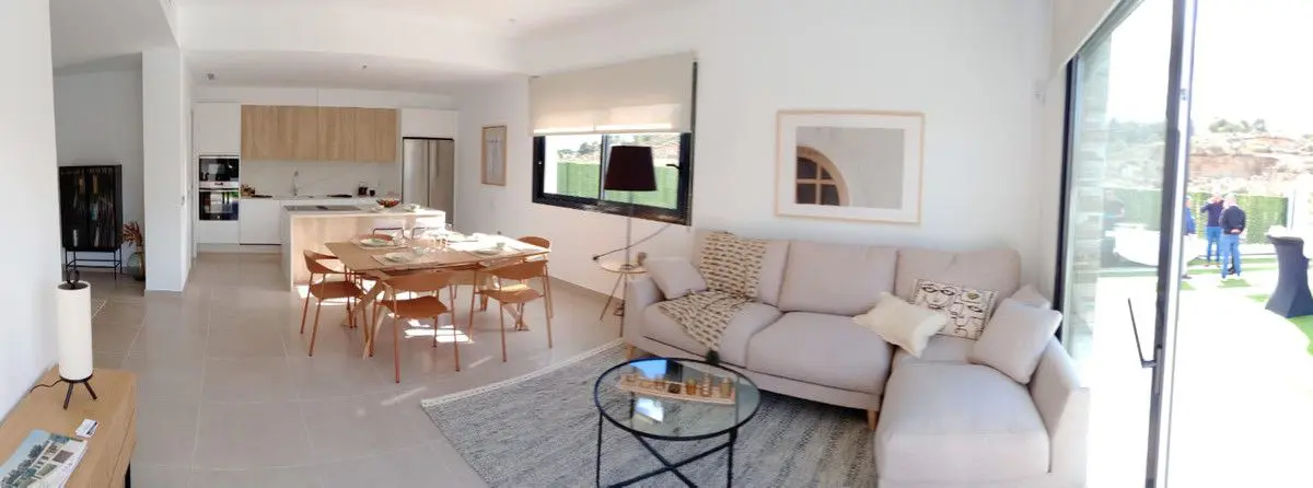 Villa Of 136 M² With Features In Calasparra, Spain