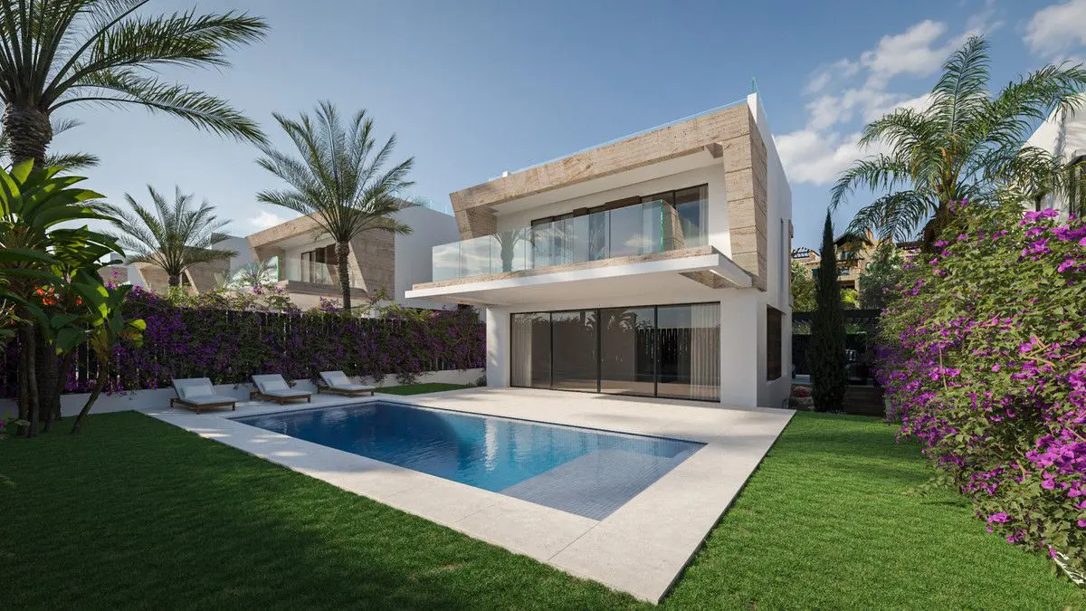 Villa Of 288 M² In Estepona, Spain