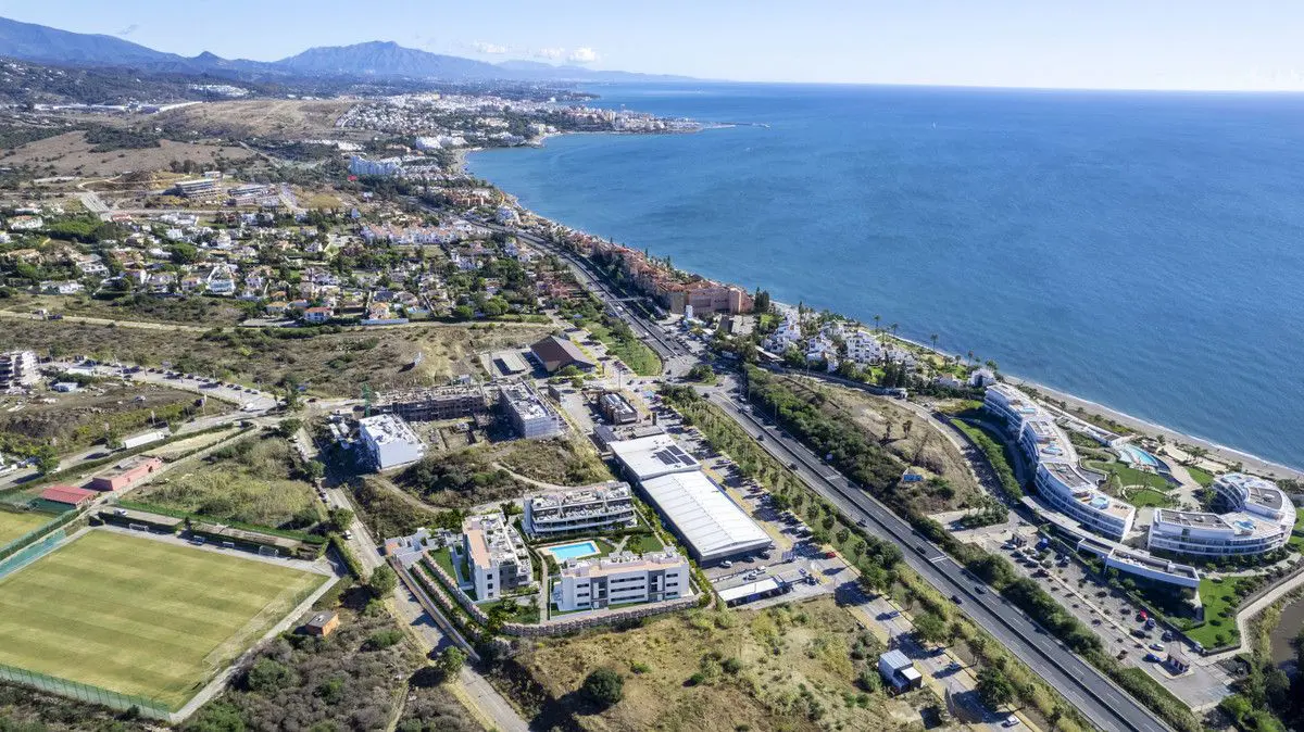 Apartment Of 92 M² In Estepona, Spain