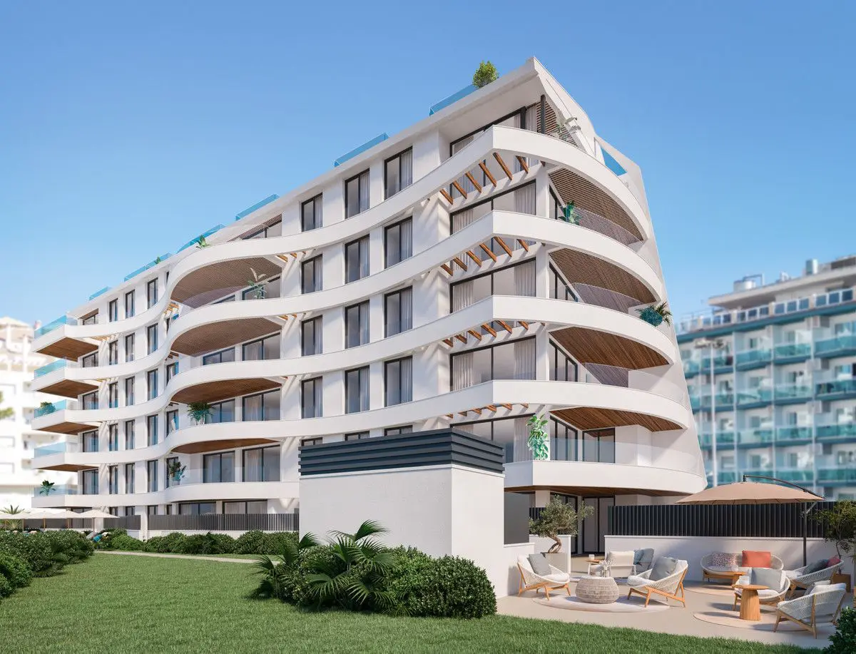 Apartment Of 90 M² In Benalmádena, Spain