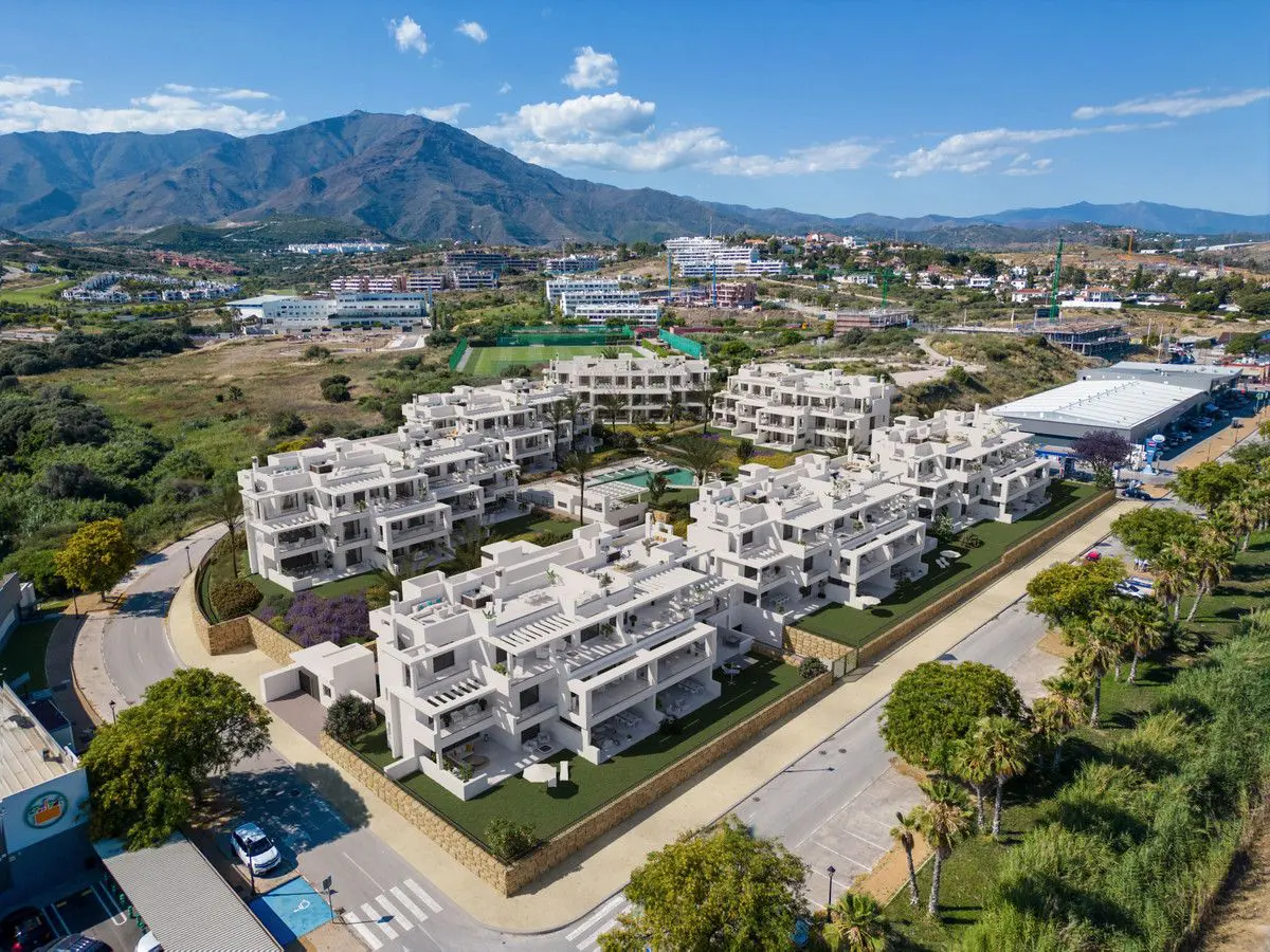 Apartment Of 147 M² In Estepona, Spain