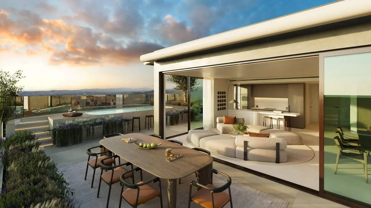 Apartment Of 117 M² With Sea Views In Fuengirola