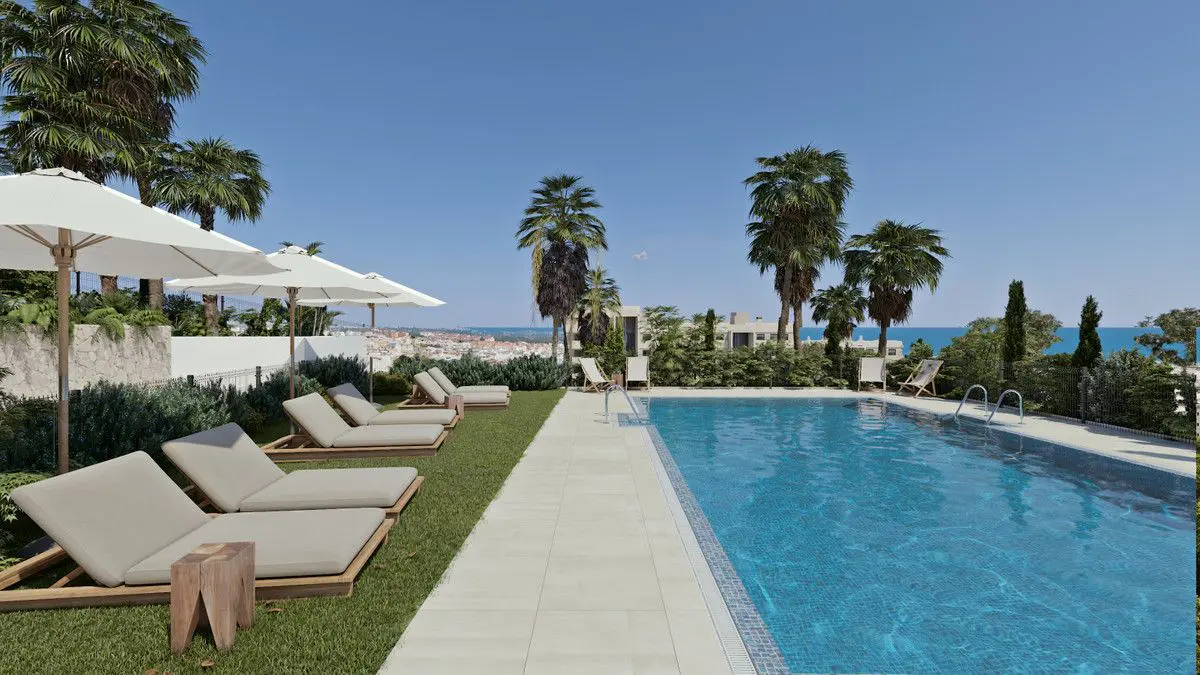 Apartment Of 105 M² In Estepona, Spain