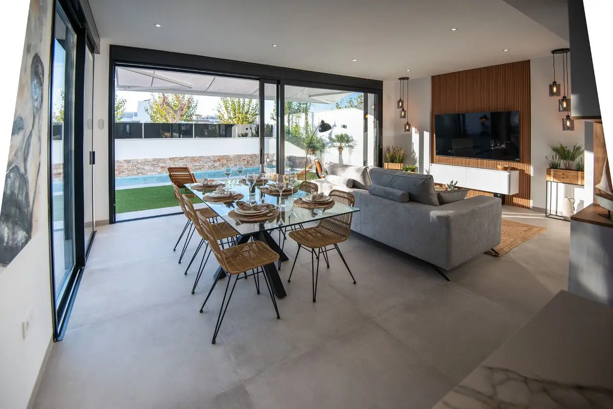 Villa Of 100 M² In Santiago De La Ribera, Spain