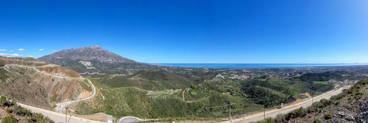 Apartment Of 173 M² In Benahavis, Spain