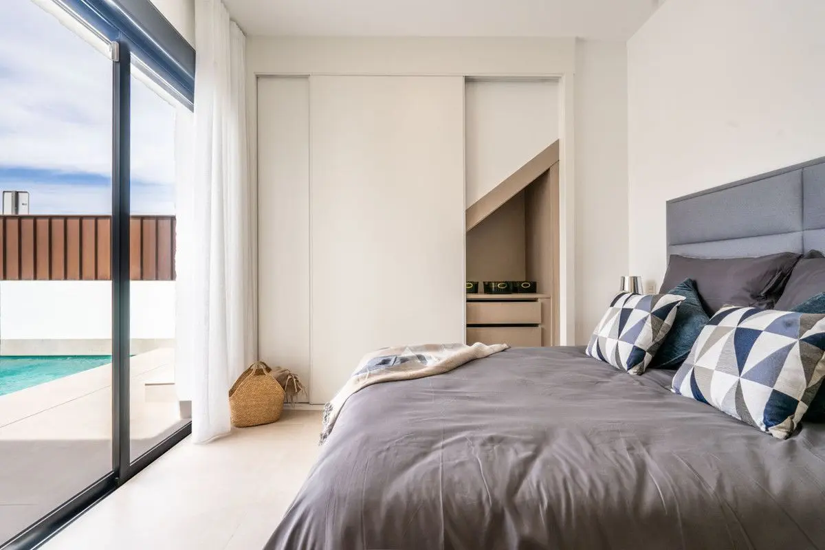 Villa Of 100 M² In Torre – Pacheco, Spain