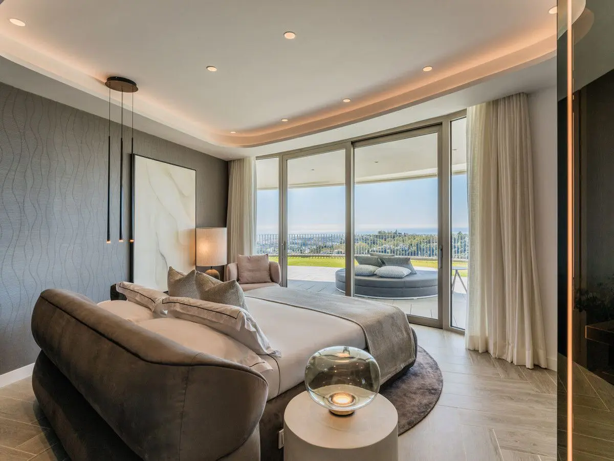 Apartment Of 219 M² In Benahavis, Spain