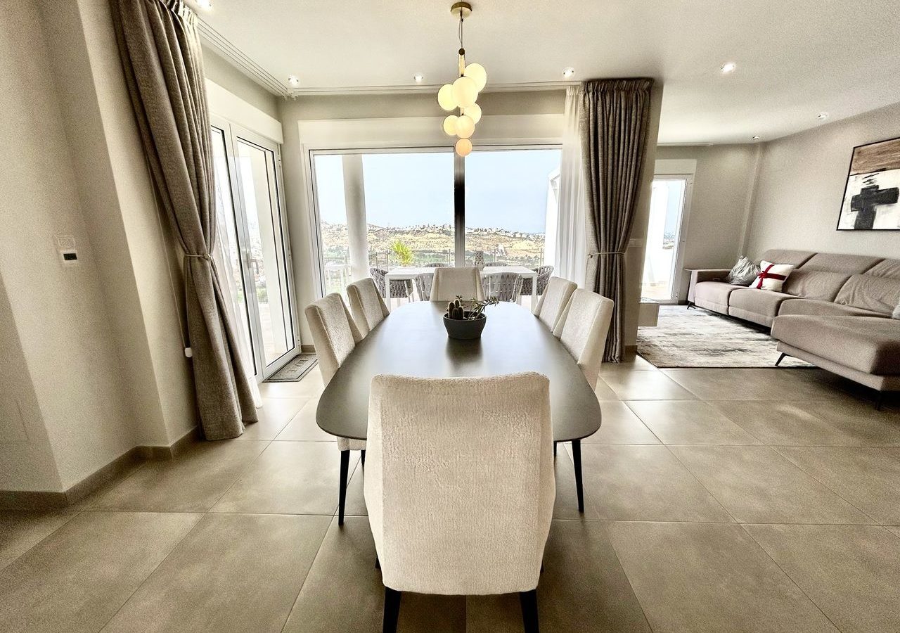 Villa Of 280 M² In Rojales, Spain
