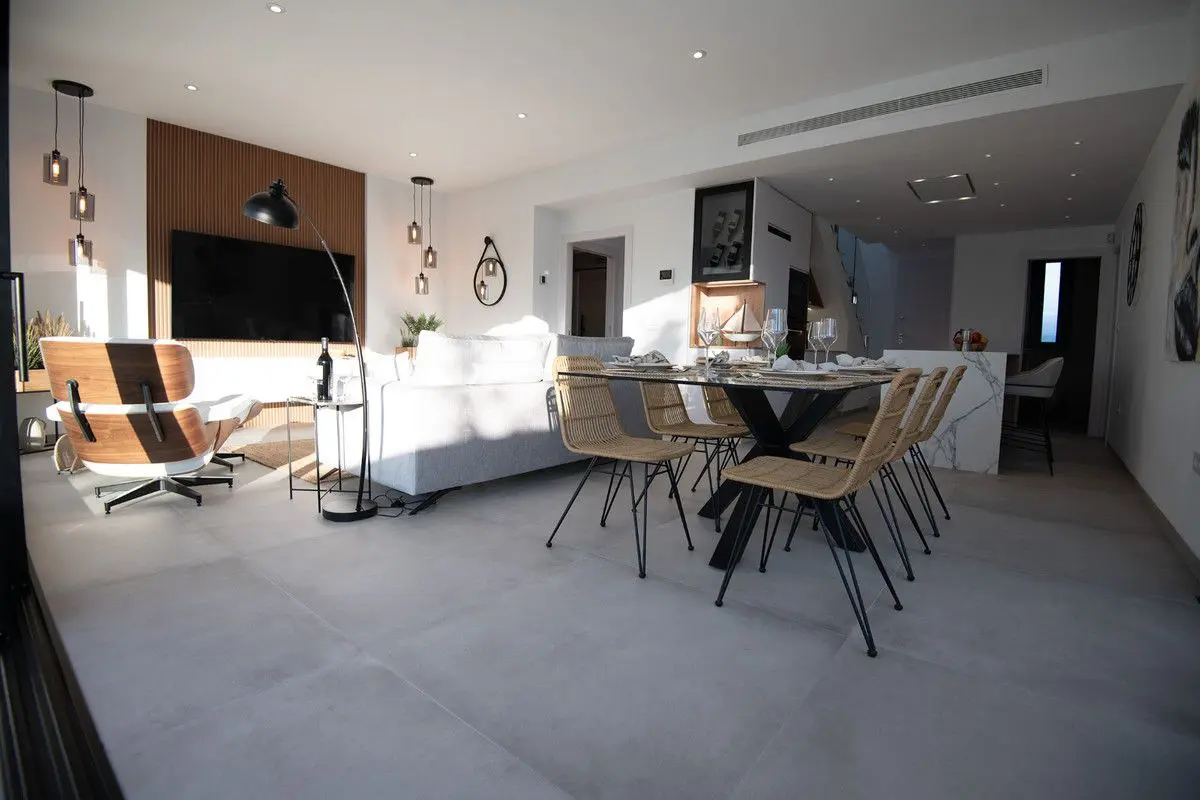 Villa Of 100 M² In Santiago De La Ribera, Spain