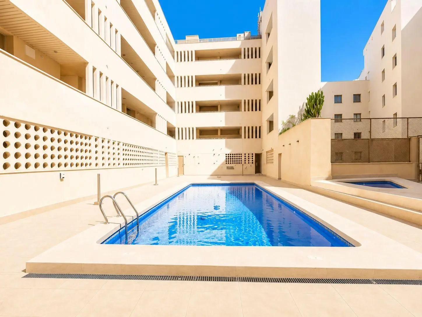 Apartment 95 M² In Torrevieja, Spain – Mediter Real Estate