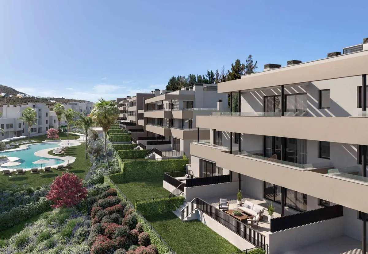 Apartment Of 180 M² In Casares, Spain