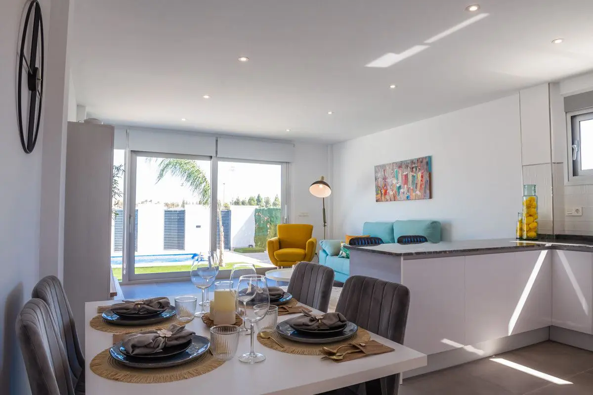 Villa Of 106 M² In Los Alcázares, Spain