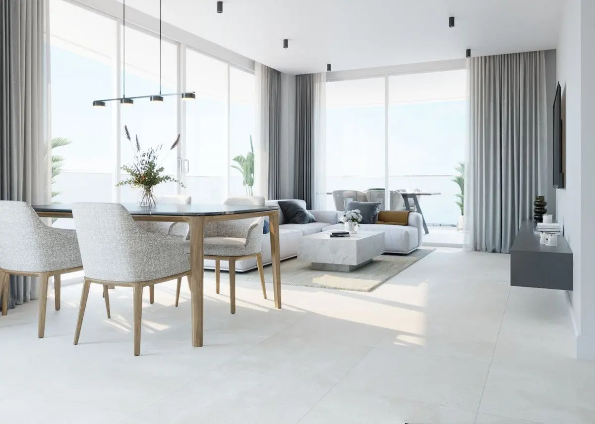 Apartment Of 106 M² With Sea View In Fuengirola, Spain