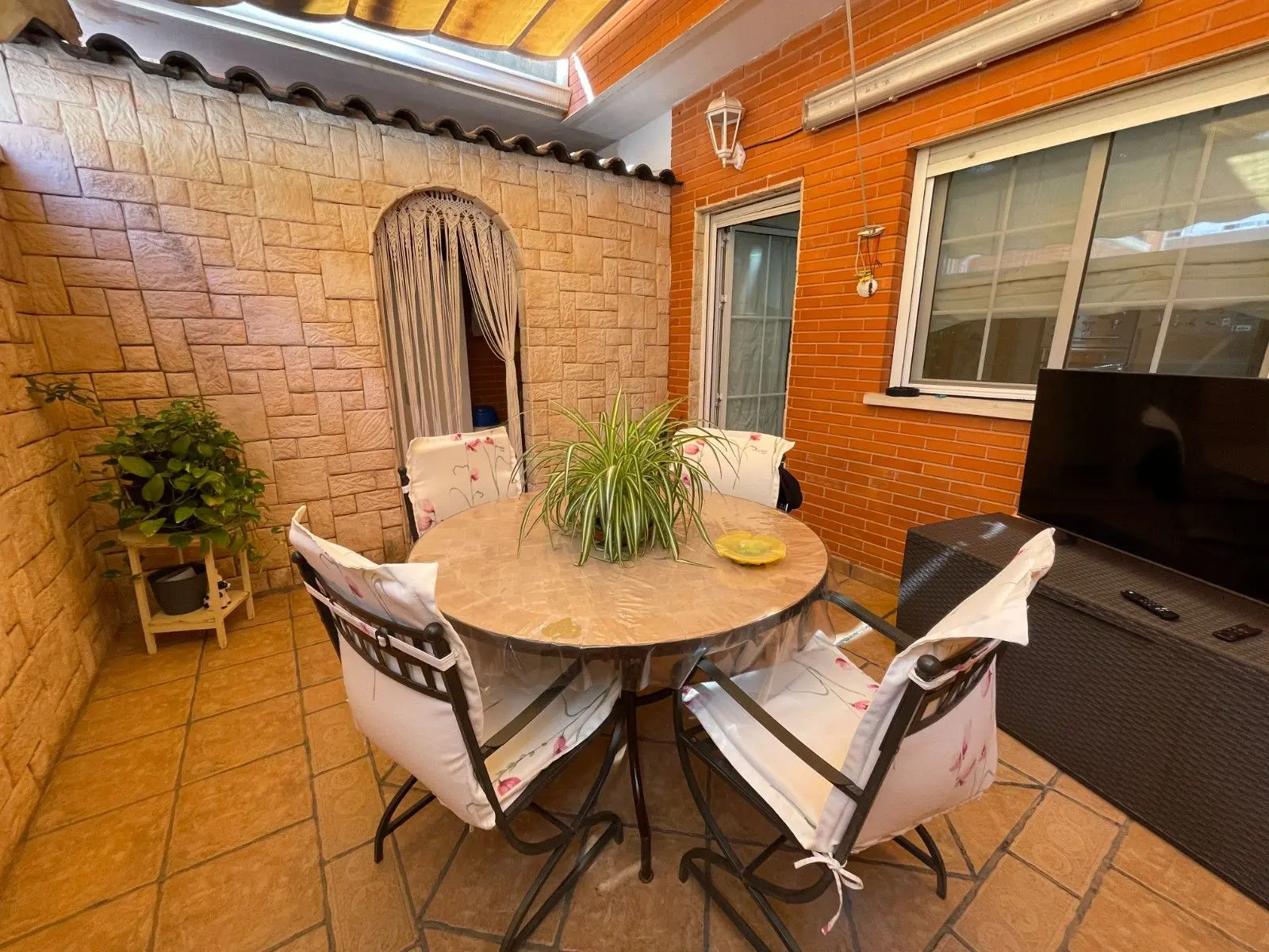 House 150 M² In Elche, Spain
